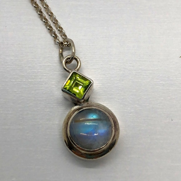 Necklace with Pendant - Picture 2 of 7